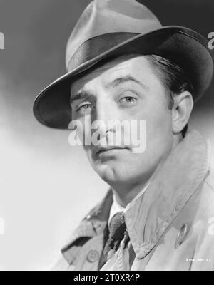 ROBERT MITCHUM Portrait in OUT OF THE PAST 1947 Director JACQUES TOURNEUR Novel DANIEL MAINWARING Music ROY WEBB RKO Radio Pictures Stock Photo