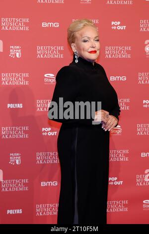 Angelika Milster bei der Verleihung des Deutschen Musical theater PReises 2023 im Theater des Westens, Berlin. *** Angelika Milster at the award ceremony of the German Musical theater PReises 2023 at the Theater des Westens, Berlin Stock Photo