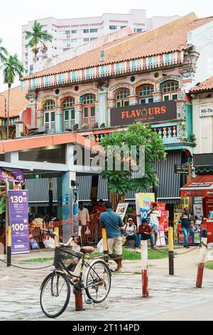 A street with multiple stores in Little India, Singapore Stock Photo ...
