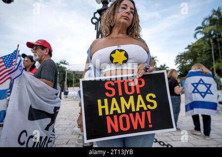 Miami Beach, Florida, USA. 10th Oct, 2023. Members of the Jewish community and their allies gathered at the Holocaust Memorial in Miami Beach for a solidarity rally against terrorism. Miami Beach, Florida on October 10, 2023. (Credit Image: © Ronen Tivony/ZUMA Press Wire) EDITORIAL USAGE ONLY! Not for Commercial USAGE! Stock Photo