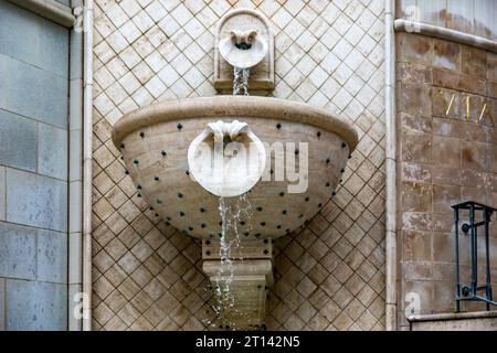 Water fountain via Rodeo which is one of the streets on Rodeo Drive in Beverly Hills in the city of Los Angeles, in the state of California in the Uni Stock Photo