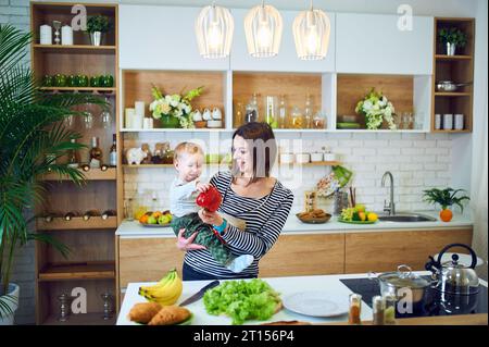 1 year old baby hi-res stock photography and images - Alamy