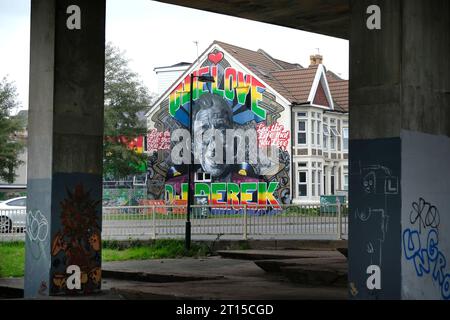 The M32 flyover in Eastville, Bristol showing the mural of local legend, DJ Derek. Stock Photo