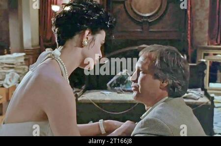 NOTHING BUT TROUBLE 1991 Warner Bros. film with Demi Moore and Chevy Chase Stock Photo