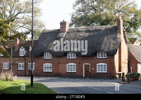 Cottages in Dunchurch village, Warwickshire, England, UK Stock Photo