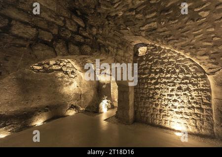 Jerusalem, Israel - October 13, 2017: Western Wall underground Tunnel with Great Course passage along Temple Mount walls in Jerusalem Old City Stock Photo