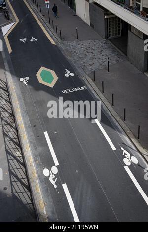 Bicycle lane ('Velorue') in Paris, France Stock Photo