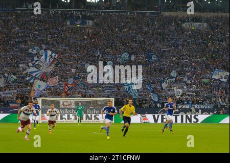 FC Schalke 04 - FC Bayern Muenchen 1:1 Fussball Bundesliga Saison 2014/2015 in Gelsenkirchen, Deutschland am 30.08.2014 Stock Photo
