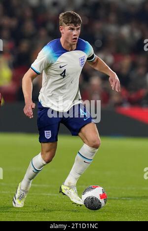 Nottingham, UK. 12th Oct, 2023. Charlie Cresswell of England during the UEFA European Under-21 Championship Qualifier match at the City Ground, Nottingham. Picture credit should read: Andrew Yates/Sportimage Credit: Sportimage Ltd/Alamy Live News Stock Photo