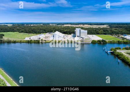 Pagny la Ville (central eastern France): aerial view of the river port of Pagny on the water diversion canal of the Saone river, multimodal platform Stock Photo