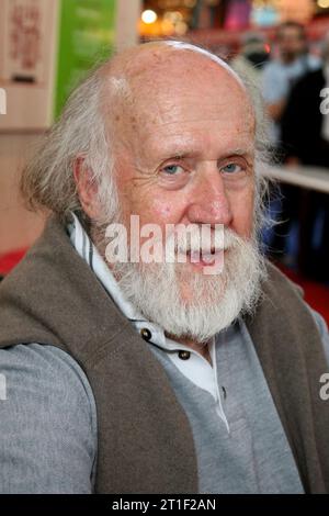 Paris, France. 13th Oct, 2023. File photo - Scientist Hubert Reeves poses during the final day of Paris Book Fair 'Le Salon Du Livre' held at Porte de Versailles in Paris, France, on March 27, 2007. - Canadian-French astrophysicist Hubert Reeves, who was renowned for his work popularizing space science, died Friday aged 91. Photo by Denis Guignebourg/ABACAPRESS.COM Credit: Abaca Press/Alamy Live News Stock Photo