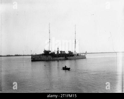 HMS Thistle, 1st Class Gunboat at the China Station 1910 - 1912 HMS THISTLE after installation of wireless telegraphy equipment. Stock Photo