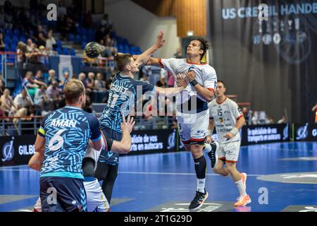 (C) Denis TRASFI / MAXPPP - à Créteil au Palais des sports Robert Oubron le 13-10-2023 - Handball Liqui Moly Starligue - Union Sportive de Créteil Han Stock Photo