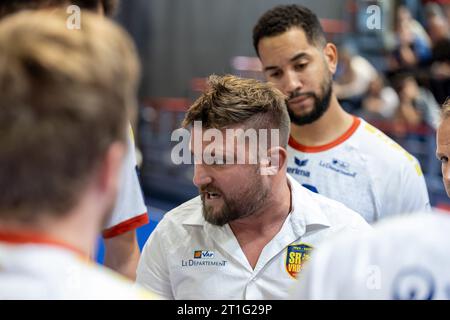 (C) Denis TRASFI / MAXPPP - à Créteil au Palais des sports Robert Oubron le 13-10-2023 - Handball Liqui Moly Starligue - Union Sportive de Créteil Han Stock Photo