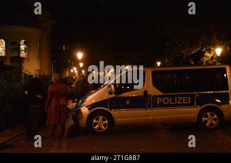 Berlin Germany - October 13, 2023 - Candelight vigil for Jewish community in front of The Fraenkelufer Synagogue in Berlin Kreuzberg. (Photo by Markku Rainer Peltonen) Stock Photo