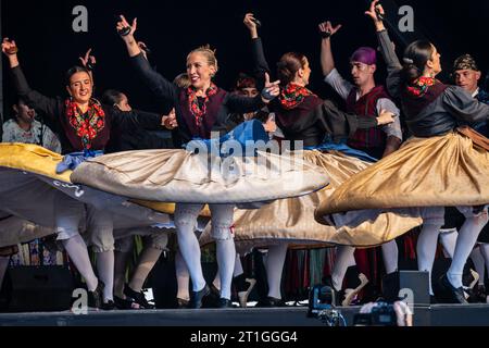 Baluarte Aragones and Raices de Aragon, Aragonese traditional Jota groups, perform in Plaza del Pilar during the El Pilar festivities in Zaragoza, Spa Stock Photo