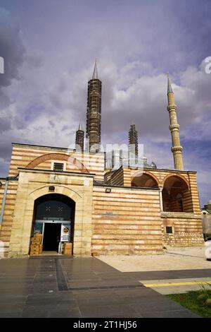 Old buildings around the Selimiye Mosque, built by Mimar Sinan in 1575, Arasta Bazaar entrance, september 16 2023 Turkey Edirne Stock Photo