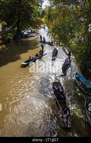 Oxford, UK, 14th October 2023. Oxford University Freshers in white tie and gowns take to the River Cherwell after their Matriculation ceremony. Credit: Martin Anderson/Alamy Live News Stock Photo