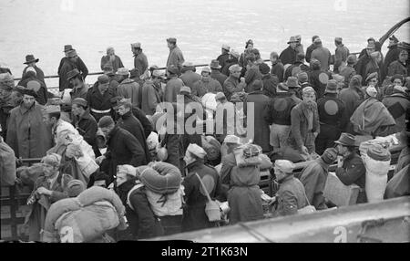 Italian Prisoners Arrive In England Here are some of the thousands of ...