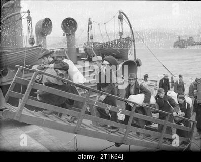 Italian Prisoners Arrive In England Here are some of the thousands of ...