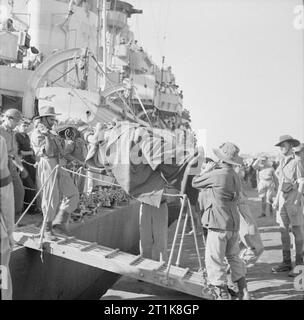 The Battle For Crete, 20 - 31 May 1941 Evacuation: A wounded soldier being brought ashore on a stretcher at an Egyptian port after the evacuation from Crete. A total of 16,500 were rescued , including 2000 Greeks. The rest were left dead or prisoners in German hands. Stock Photo