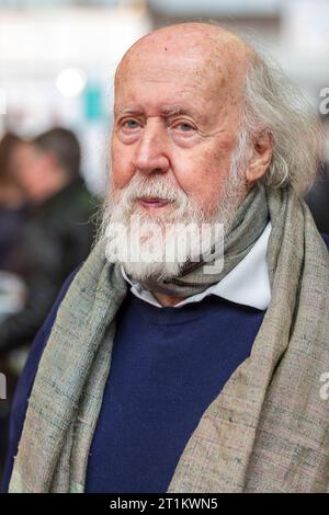 Brussels Books fair - The astrophysician Hubert Reeves comes to ...
