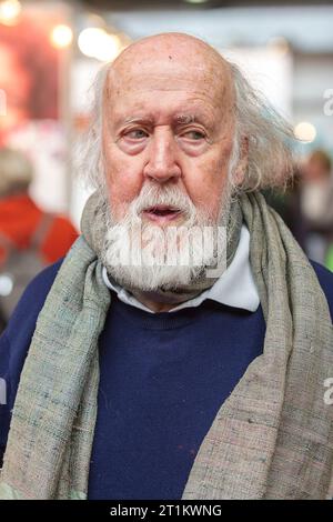 Brussels Books fair - The astrophysician Hubert Reeves comes to ...