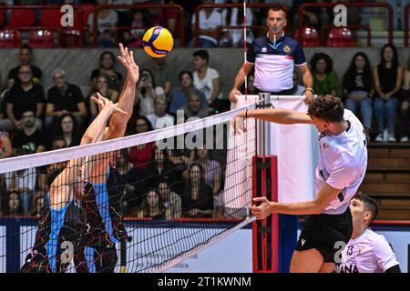 Jesi, Italy. 14th Oct, 2023. Attack of Rana Verona during Semifinal - Allianz Milano vs Rana Verona, Volleyball Test Match in Jesi, Italy, October 14 2023 Credit: Independent Photo Agency/Alamy Live News Stock Photo