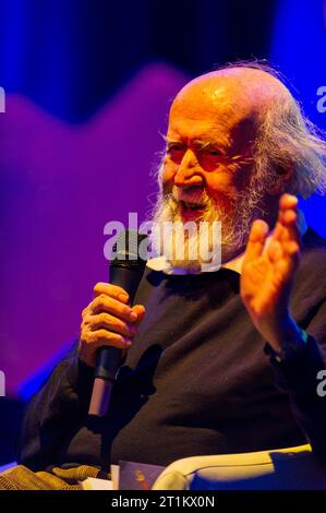 Brussels Books fair - The astrophysician Hubert Reeves comes to ...