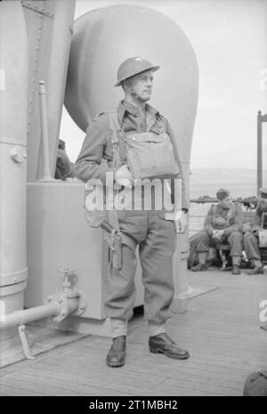 THE BRITISH ARMY IN NORWAY APRIL - JUNE 1940 - Bren gun carriers aboard ...