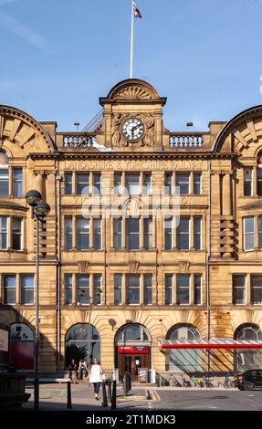 The frontage of Manchester Victoria Railway Station Stock Photo