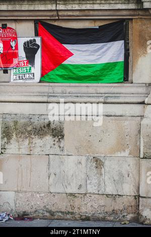 London, UK. 14th Oct, 2023. Tens of thousands of pro-Palestinian demonstrators marched through the streets of London, moving from the BBC towards Trafalgar Square, calling for an end to the siege.( (Credit Image: © Horst Friedrichs ) Credit: horst friedrichs/Alamy Live News Stock Photo
