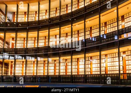 Inside Carter Library Stock Photo - Alamy