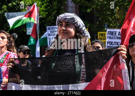 Los Angeles, California, USA. 14th Oct, 2023. Crowds gathered outside of the Israeli General Consulate in Los Angeles to protest the humanitarian crisis with ongoing siege of the Gaza Strip by Israel following the last week's attack in by Hamas. (Credit Image: © Adam DelGiudice/ZUMA Press Wire) EDITORIAL USAGE ONLY! Not for Commercial USAGE! Stock Photo