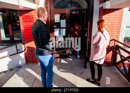 Wroclaw, Wroclaw, Poland. 15th Oct, 2023. October 15, 2023 is the date of elections to the Sejm and Senate in Poland. The opposition is counting on victory and the ruling party will do everything to maintain power. (Credit Image: © Krzysztof Zatycki/ZUMA Press Wire) EDITORIAL USAGE ONLY! Not for Commercial USAGE! Stock Photo