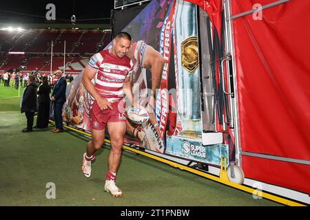 Manchester, England - 14th October 2023 Willie Isa of Wigan Warriors . Betfred Super League Grand Final, Wigan Warriors vs Catalan Dragons at Old Trafford, Manchester, UK Stock Photo