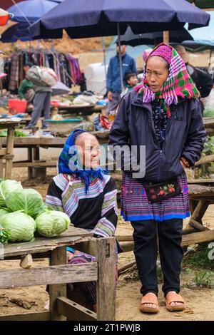 Can Cau Market Scene, Vietnam. Hmong Women.   Lao Cai Province. Stock Photo