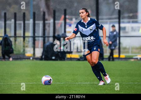 Melbourne, Victoria, Australia. 15th Oct, 2023. MELBOURNE, AUSTRALIA - OCTOBER 15: Paige Zois of Melbourne Victory against Brisbane Roar at La Trobe University Sports Fields on October 15, 2023 in Melbourne, Australia (Credit Image: © Chris Putnam/ZUMA Press Wire) EDITORIAL USAGE ONLY! Not for Commercial USAGE! Stock Photo