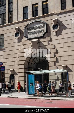 Bergdorf Goodman is a Luxury Department Store on Fifth Avenue, NYC, USA  Stock Photo - Alamy