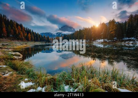 Great view of the foggy lake Antorno in National Park Tre Cime di Lavaredo. Dramatic and picturesque scene. Location place Auronzo, Misurina, Dolomiti Stock Photo