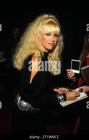 F2297 1986 SUZANNE SOMERS Credit: Ralph Dominguez/MediaPunch Stock Photo