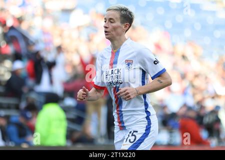 Bridgeview, USA. 15th Oct, 2023. Chicago, USA, October 15, 2023: Megan Rapinoe (15 OL Reign) is seen during the NWSL football match between the Chicago Red Stars and OL Reign on Sunday October 15 at Seat Geek stadium, Bridgeview, USA. (NO COMMERCIAL USAGE). (Shaina Benhiyoun/SPP) Credit: SPP Sport Press Photo. /Alamy Live News Stock Photo