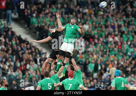 New Zealand's Brodie Retallick (L) and Ireland's Caelan Doris compete in a line-out during the 2023 Rugby World Cup Quarter-finals match between Ireland and New Zealand at the Stade de France in Saint-Denis, France on October 14, 2023. Credit: FAR EAST PRESS/AFLO/Alamy Live News Stock Photo