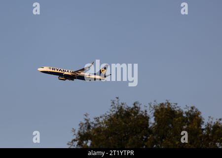 Cologne, Germany - August 26, 2023: a Boing 737-8AS of Ryanair in climb flight short after take-off. Ryanair is an irish low-cost airline. Stock Photo