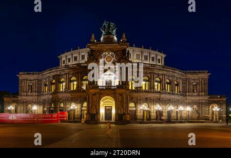 DRESDEN, GERMANY - MAY 21.2018: Semperoper at night.  The building is located near the Elbe river in the historic center of Dresden, Germany Stock Photo