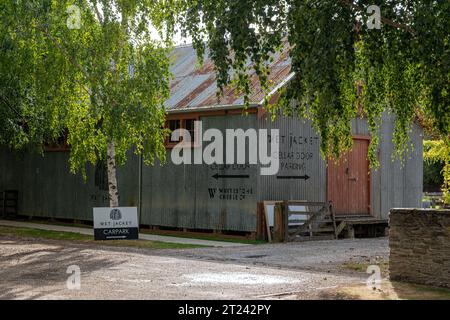 Wet Jacket Winery, Queenstown, Central Otago, New Zealand Stock Photo