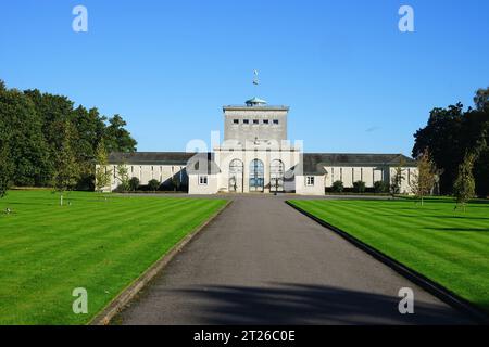 The Air Forces Memorial above Runnymede Stock Photo