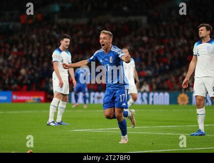 Wembley Stadium, London, UK. 17th Oct, 2023. UEFA Euro 2024 Qualifying Football, England versus Italy; Davide Frattesi of Italy celebrates after Gianluca Scamacca of Italy scored his sides 1st goal in the 15th minute to make it 0-1 Credit: Action Plus Sports/Alamy Live News Stock Photo