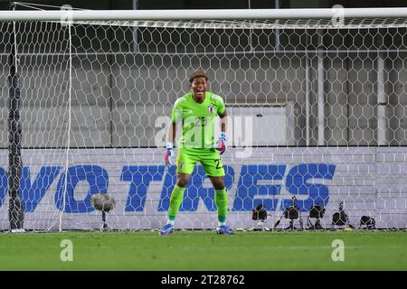 Hyogo, Japan. 17th Oct, 2023. Zion Suzuki (JPN) Football/Soccer : KIRIN Challenge Cup 2023 match between Japan 2-0 Tunisia at Noevir Stadium Kobe in Hyogo, Japan . Credit: Naoki Morita/AFLO SPORT/Alamy Live News Stock Photo