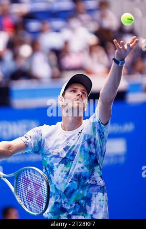 Tokyo, Japan. 18th Oct, 2023. Hubert HURKACZ (POL) serves against Zhizhen ZHANG (CHN) during their singles match on the third day of the Kinoshita Group Japan Open Tennis Championships 2023 at the Ariake Coliseum. This is the longest-running ATP Tour tournament in Asia, first held in 1972. The tournament runs from October 16 to 22. (Credit Image: © Rodrigo Reyes Marin/ZUMA Press Wire) EDITORIAL USAGE ONLY! Not for Commercial USAGE! Stock Photo